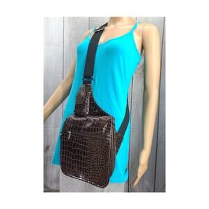 Travelon Crossbody/Sling Back Anti-Theft Travel Organizer Purse Brown Crocodile